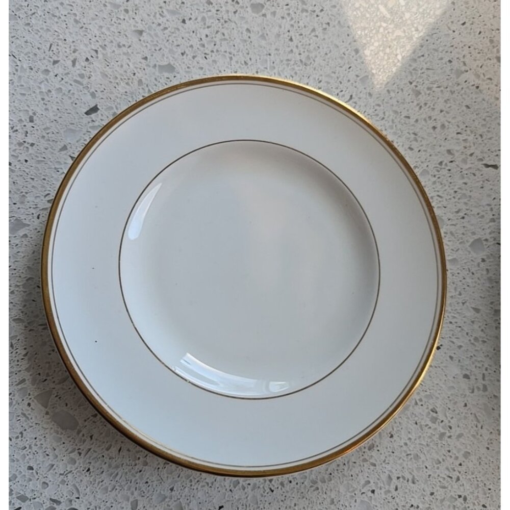 Johnson Bros England Gold Trim Bone China 6 pcs Dessert Plates Vintage Timeless